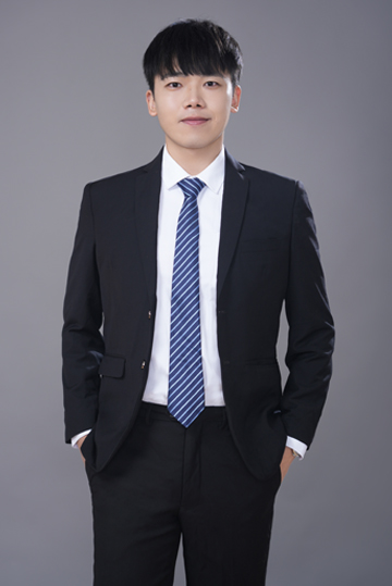 余杰老师照片